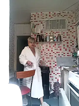 Snapshot of MilkySky chatting on 14, 11, 2025 MilkySky online show from 14, 11, 2025