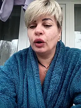 Snapshot of MilkySky chatting on 22, 11, 2025 MilkySky online show from 22, 11, 2025