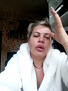 Snapshot of MilkySky chatting on 13, 11, 2025 MilkySky online show from 13, 11, 2025