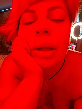 Snapshot of MilkySky chatting on 8, 7, 2026 MilkySky online show from 8, 7, 2026