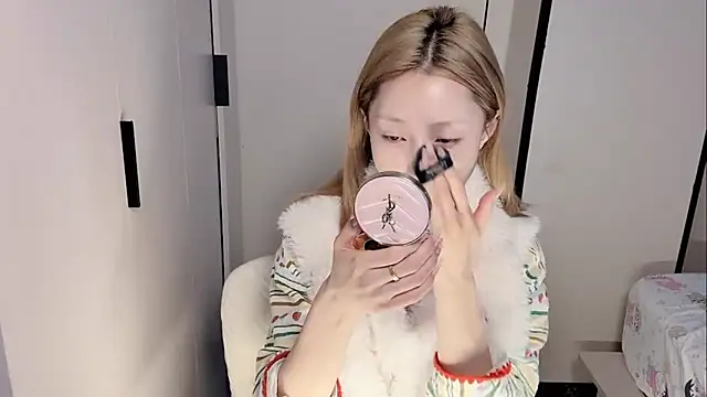 yuyu-33 online show from 4, 3, 2026