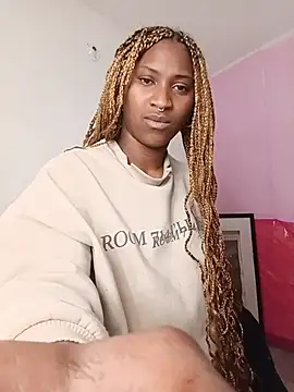 EvonyFoxxx online show from 25, 5, 2026
