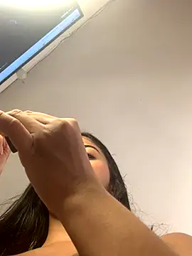 Julii online show from 8, 11, 2025