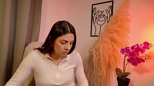 SeleneNova online show from 17, 3, 2026