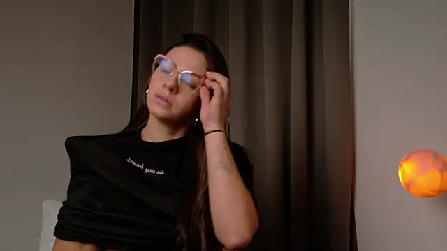 SeleneNova online show from 15, 12, 2025