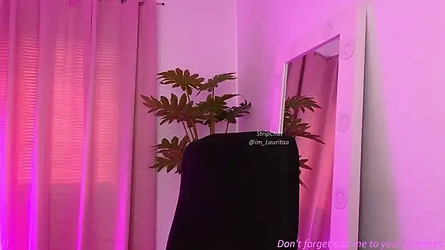 BabyLauritaa online show from 11, 4, 2026