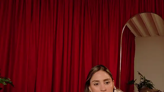 VictoriaNova  online show from 12, 3, 2026