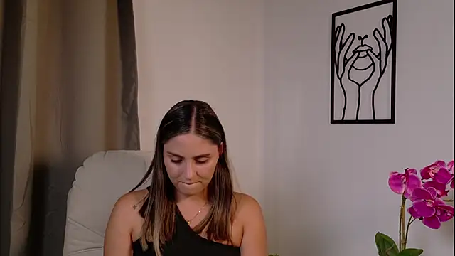 Snapshot of VictoriaNova_ chatting on 9, 2, 2026 VictoriaNova online show from 9, 2, 2026