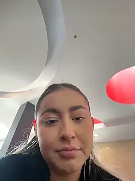 Elina Hills online show from 19, 3, 2026