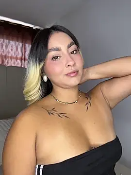 Elina Hills online show from 17, 6, 2026