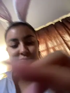 Elina Hills online show from 3, 4, 2026