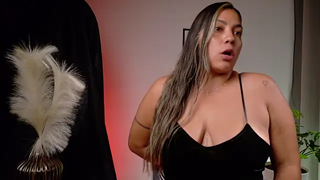 Zara Nova online show from 15, 4, 2026