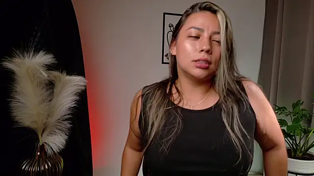 Zara Nova online show from 1, 5, 2026