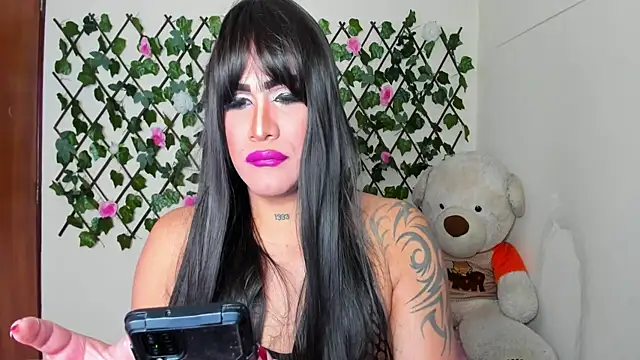 melani ferraraa  online show from 5, 11, 2025