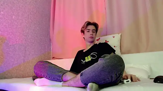 Harvey foster online show from 26, 11, 2025