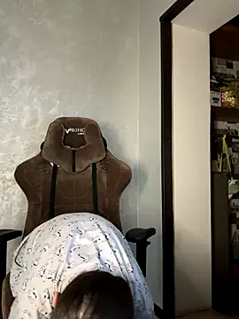 ZlatoslavaLo online show from 15, 11, 2025