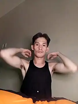 Hot-babyyboy30 online show from 17, 11, 2025