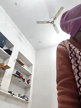 Cute Arushi online show from 22, 12, 2025