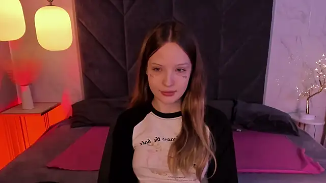 Iris Fresh online show from 5, 12, 2025