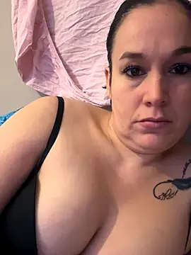 Girlysensuelle online show from 17, 11, 2025