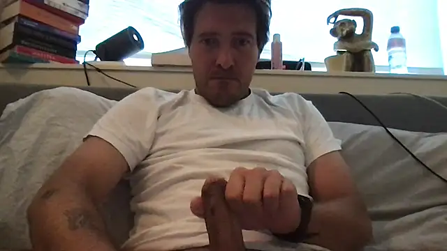 Snapshot of dutchpieter95 chatting on 8, 7, 2026 dutchpieter95 online show from 8, 7, 2026