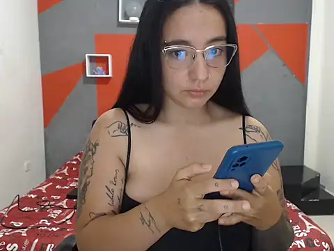 Girlbigtits online show from 26, 2, 2026