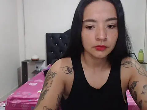 Girlbigtits online show from 13, 11, 2025