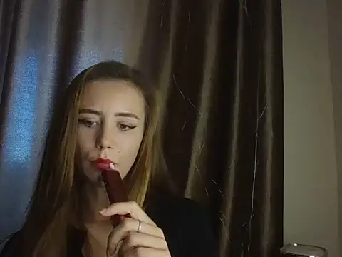 MyLittle Flame online show from 11, 5, 2026