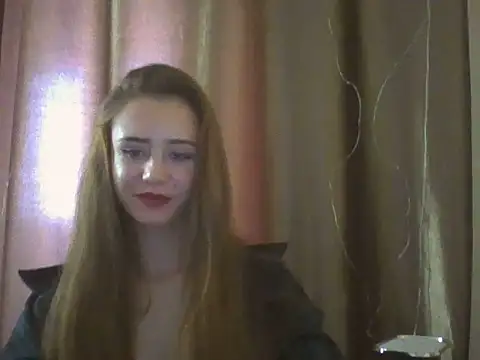 MyLittle Flame online show from 18, 4, 2026
