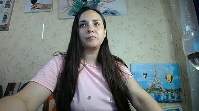 Snapshot of VoulezVous_Angel chatting on 6, 6, 2026 VoulezVous Angel online show from 6, 6, 2026