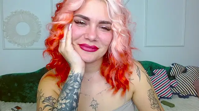 lada love online show from 10, 11, 2025