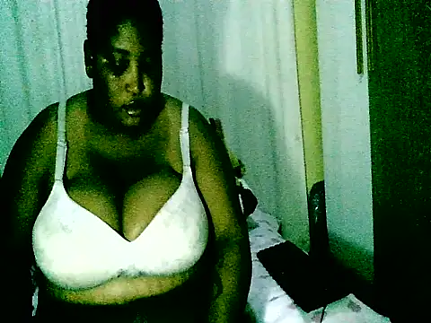 MassiveBoobsxxxx online show from 31, 10, 2025