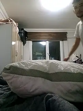 Snapshot of yasinesra757_ chatting on 10, 1, 2026 yasinesra757 online show from 10, 1, 2026