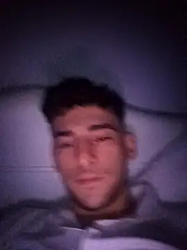 Snapshot of yasinesra757_ chatting on 16, 12, 2025 yasinesra757 online show from 16, 12, 2025