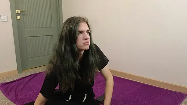 Harvey Hair online show from 8, 11, 2025