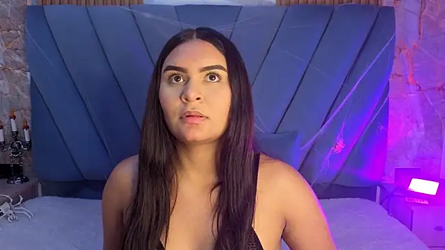 amarahanks1 online show from 3, 11, 2025