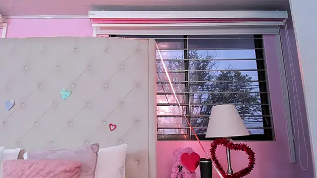 scarlett leblanc  online show from 12, 2, 2026