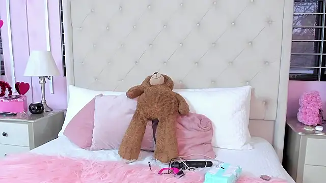 scarlett leblanc  online show from 10, 3, 2026