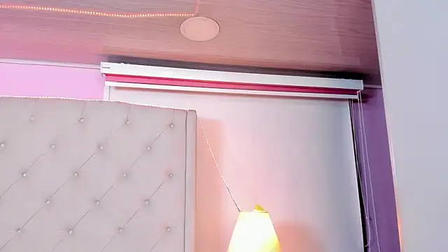 scarlett leblanc  online show from 6, 5, 2026