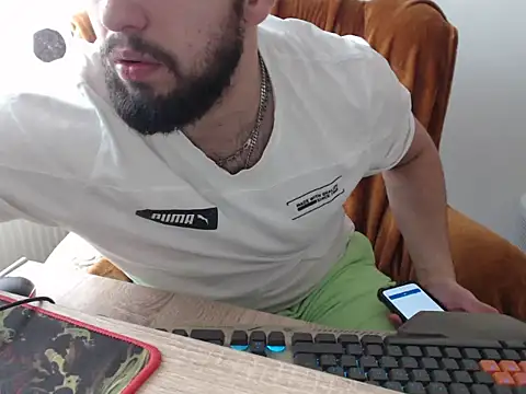 strongcoffee10 online show from 19, 2, 2026