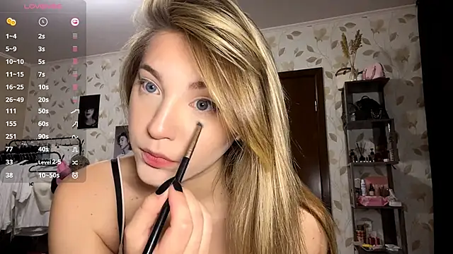 OrethaEredia online show from 20, 11, 2025