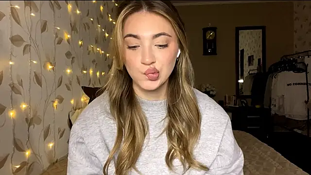 OrethaEredia online show from 21, 12, 2025