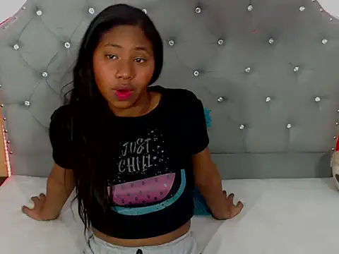 valentinavega18x online show from 11, 11, 2025