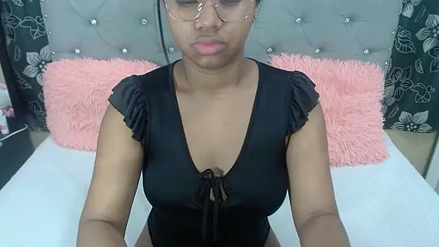 valentinavega18x online show from 25, 2, 2026