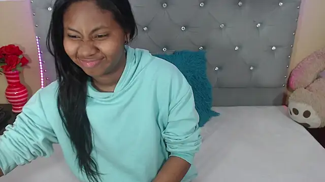 valentinavega18x online show from 9, 11, 2025