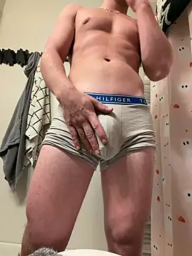 Snapshot of fitwhitecock chatting on 30, 10, 2025 fitwhitecock online show from 30, 10, 2025