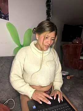 Crystall 15 online show from 3, 12, 2025