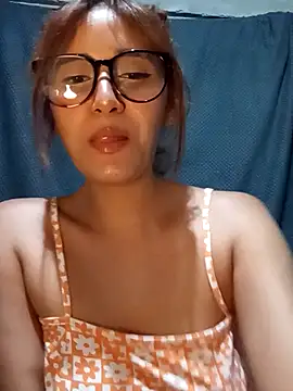 lola mamadas online show from 21, 11, 2025