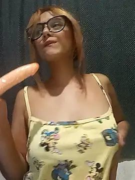 lola mamadas online show from 9, 1, 2026