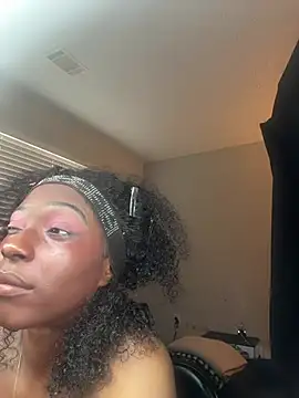 MadameMuse online show from 19, 3, 2026